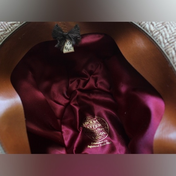 Beautiful Lock & Co. hatters hat - Picture 3 of 11